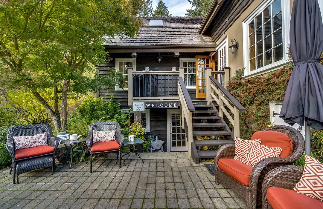Amante Luxury Bed & Breakfast-1