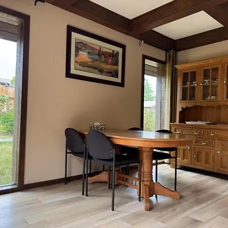 Jason House - Immaculate Suites In A Quiet Seaside Neighbourhood Near Uvic-3