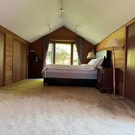 Jason House - Immaculate Suites In A Quiet Seaside Neighbourhood Near Uvic-2
